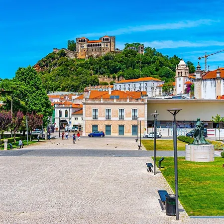 Casa De Lazer Da Cha Feriehus Alqueidão da Serra
