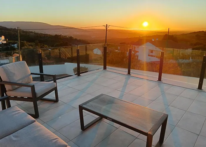 Semesterbostad Casa De Lazer Da Cha Alqueidão da Serra